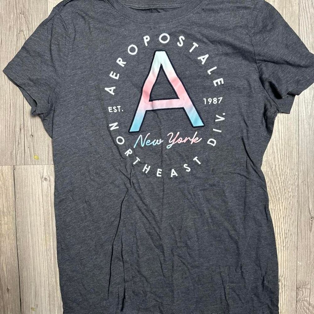 Aeropostale Women's Grey T-shirt